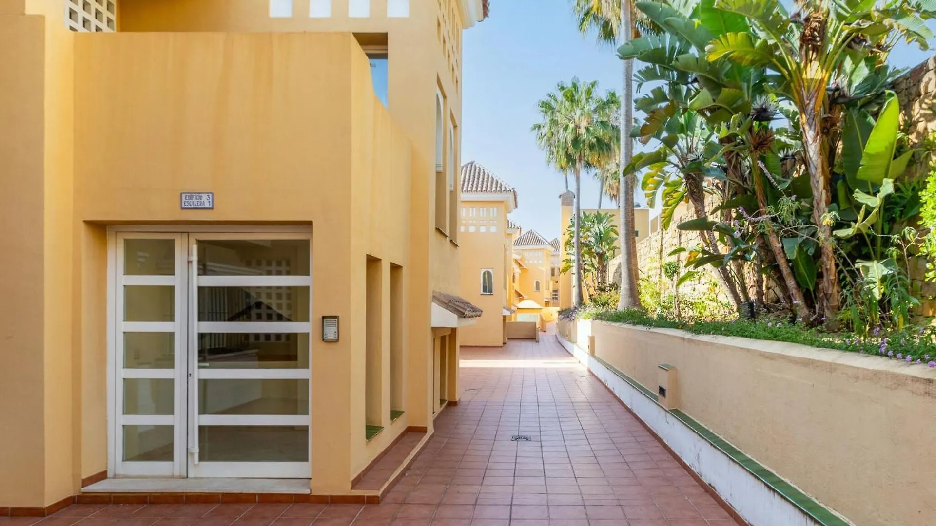 Holiday home Aguamarina Gamonal - Apartment With Free Wifi Marbella