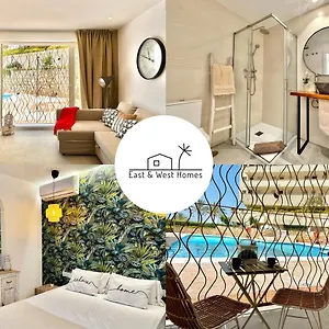 Loft 18 Beachfront Center Aparthotel
